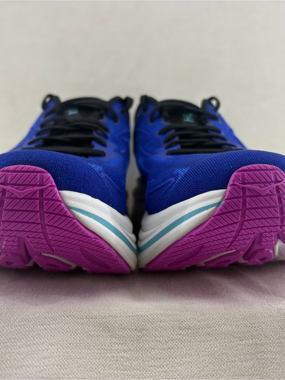 Hoka Clifton 10 women’s Running Shoes in Royal Blue/Black size 12B/ 44 2/3 NEW - Picture 3 of 7